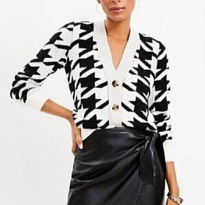 ANN TAYLOR LOFT Houndstooth V-Neck Cardigan Black White Button Down Cotton Blend
